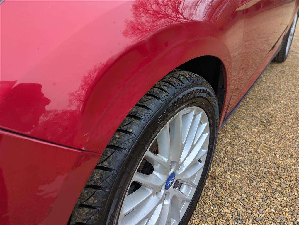 <p>2011 FORD FOCUS ZETEC 125</p>