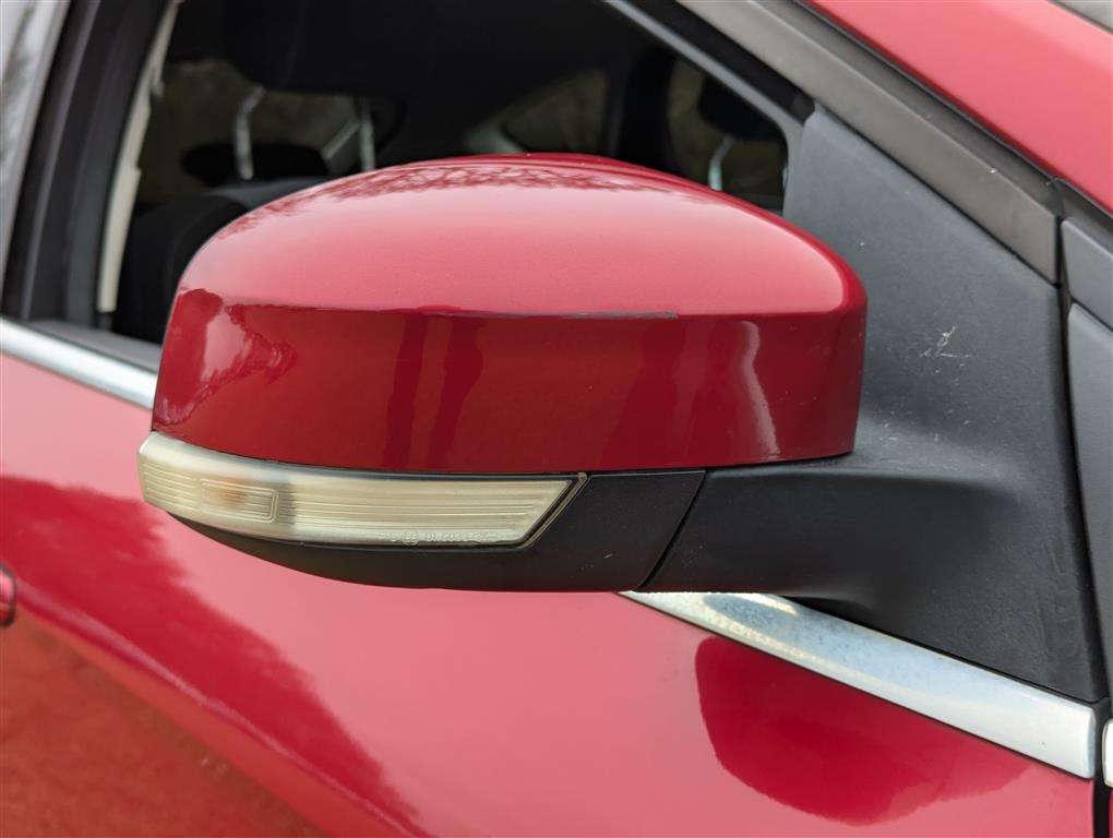 <p>2011 FORD FOCUS ZETEC 125</p>