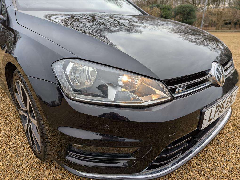 <p>2016 VOLKSWAGEN GOLF R-LINE TSI ACT BMT S</p>