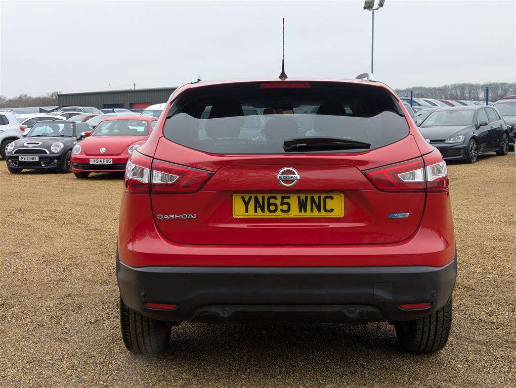 <p>2016 NISSAN QASHQAI N-TEC + DCI</p>