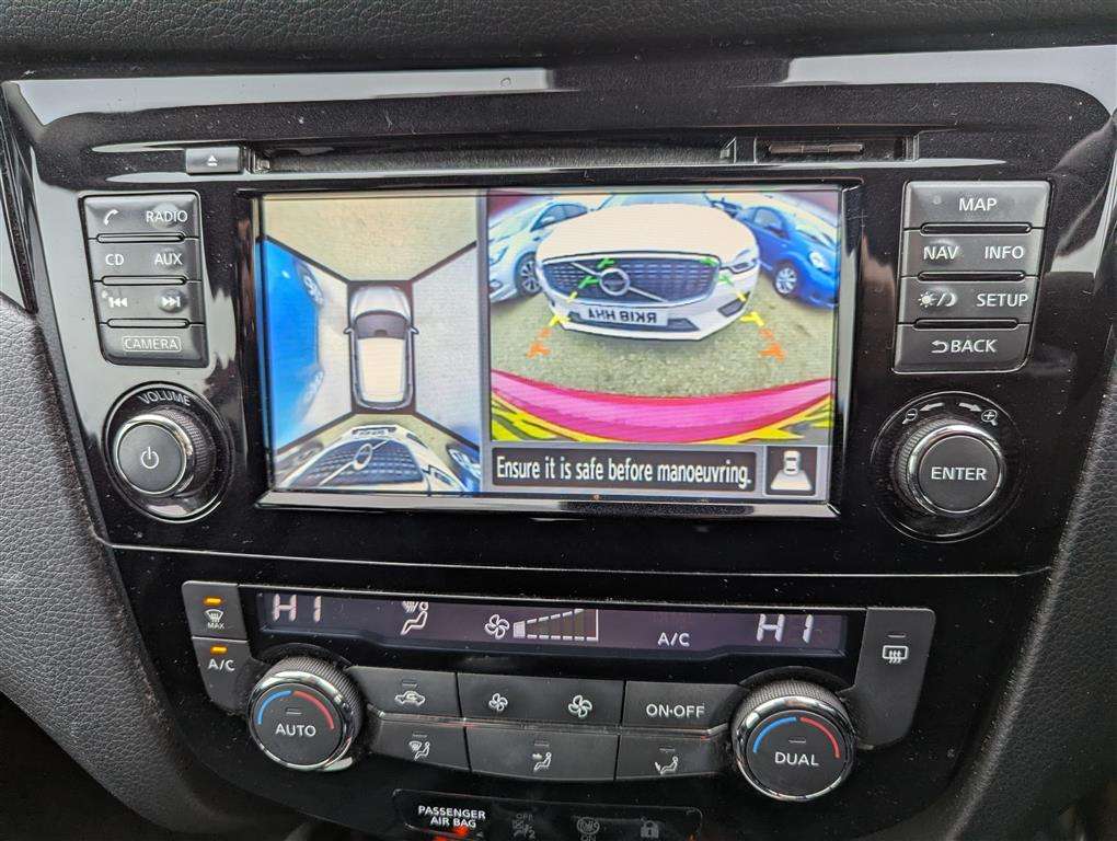 <p>2016 NISSAN QASHQAI N-TEC + DCI</p>
