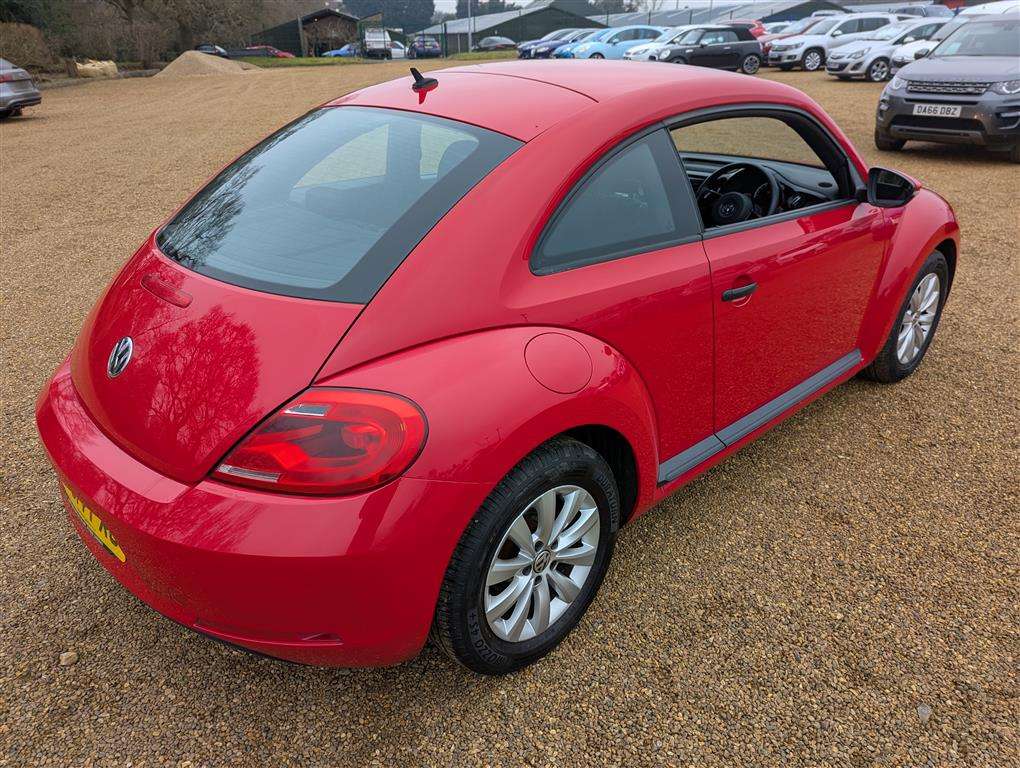 <p>2014 VOLKSWAGEN BEETLE TSI</p>