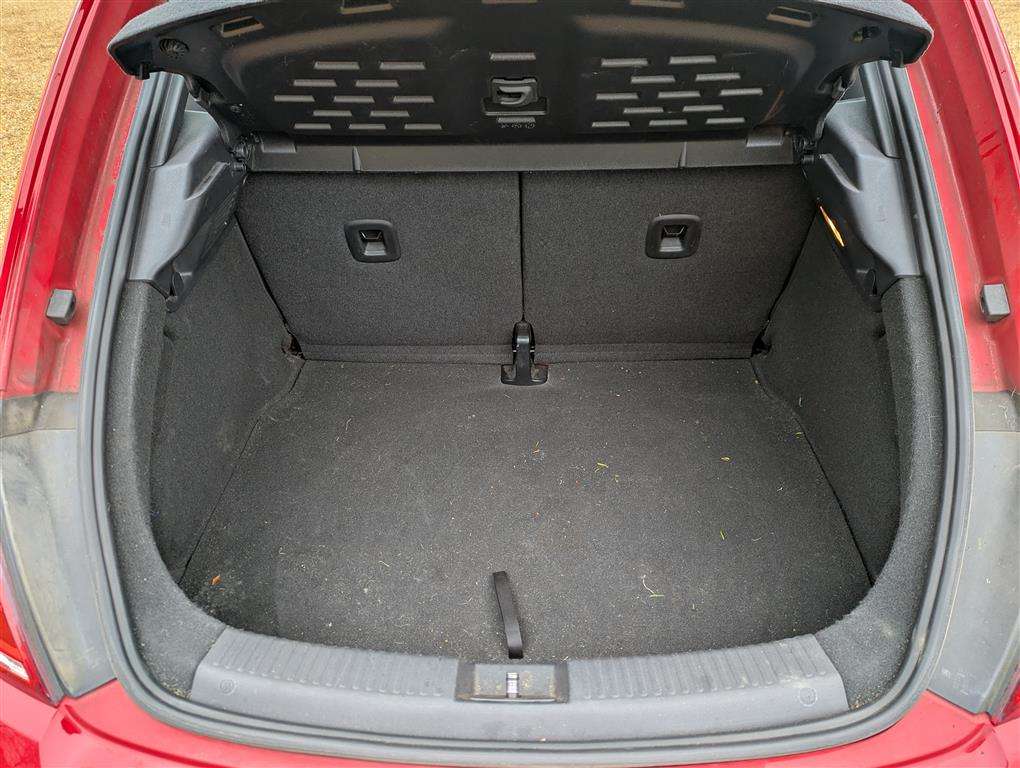 <p>2014 VOLKSWAGEN BEETLE TSI</p>