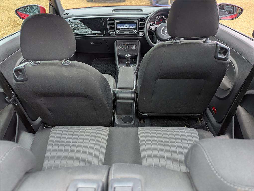 <p>2014 VOLKSWAGEN BEETLE TSI</p>