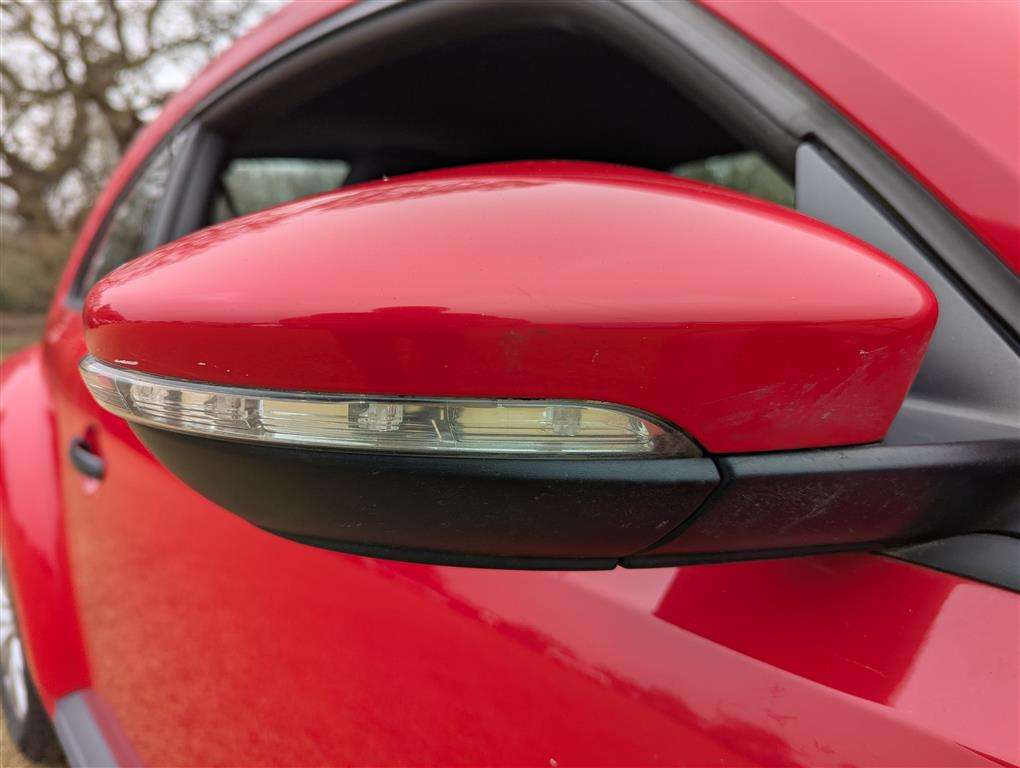 <p>2014 VOLKSWAGEN BEETLE TSI</p>
