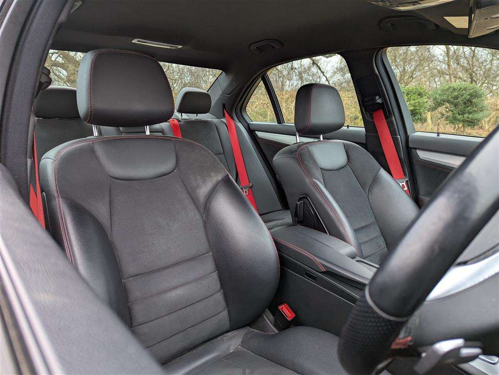 <p>2013 MERCEDES-BENZ C350 AMG SPORT + CDI BLUE</p>