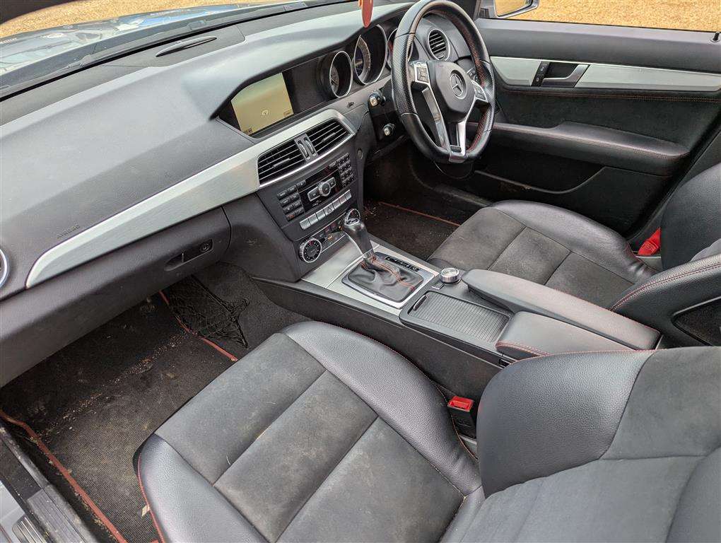 <p>2013 MERCEDES-BENZ C350 AMG SPORT + CDI BLUE</p>