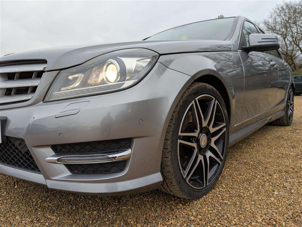 <p>2013 MERCEDES-BENZ C350 AMG SPORT + CDI BLUE</p>
