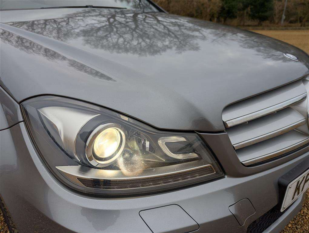 <p>2013 MERCEDES-BENZ C350 AMG SPORT + CDI BLUE</p>