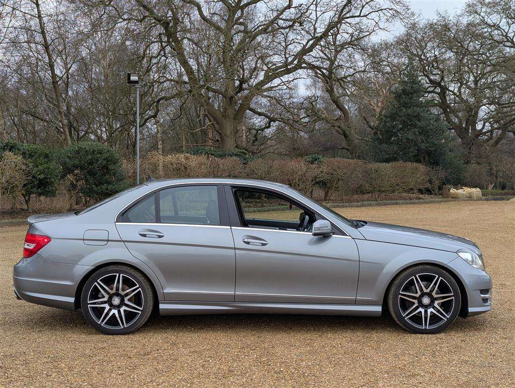 <p>2013 MERCEDES-BENZ C350 AMG SPORT + CDI BLUE</p>