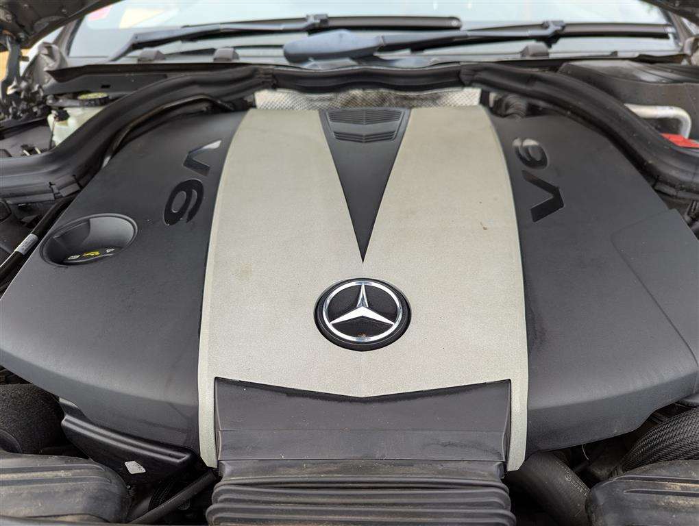 <p>2013 MERCEDES-BENZ C350 AMG SPORT + CDI BLUE</p>