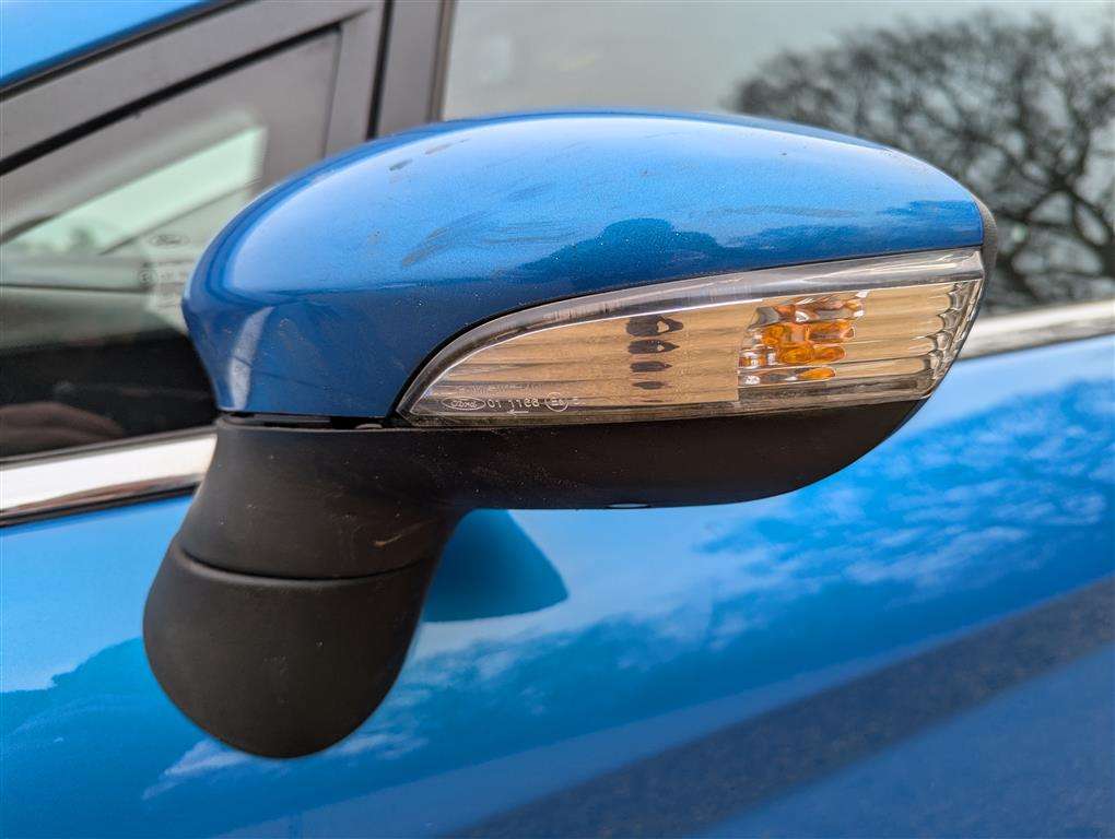 <p>2015 FORD FIESTA TITANIUM</p>