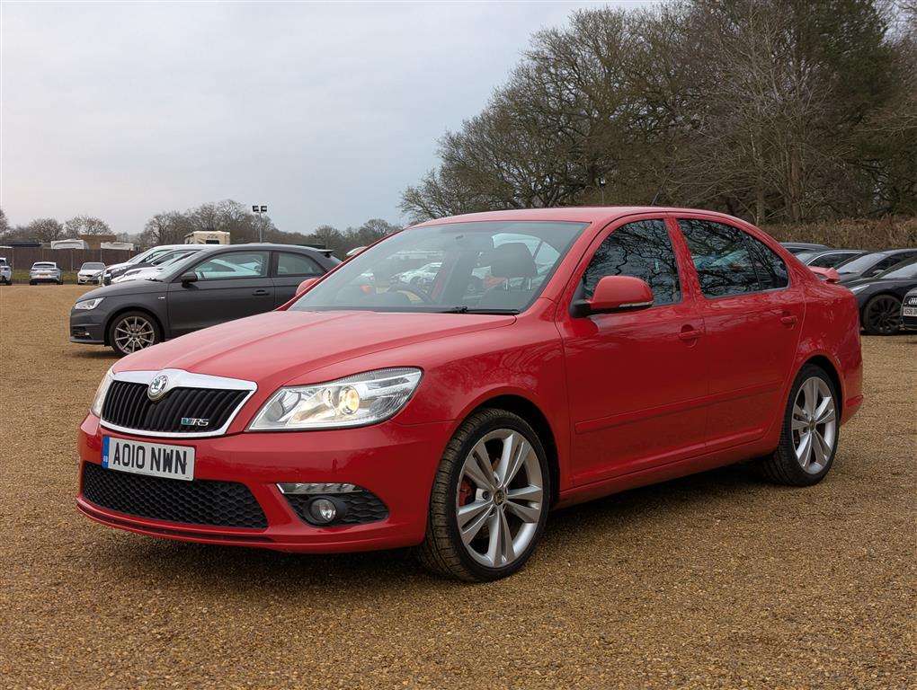 <p>2010 SKODA OCTAVIA VRS TDI CR</p>