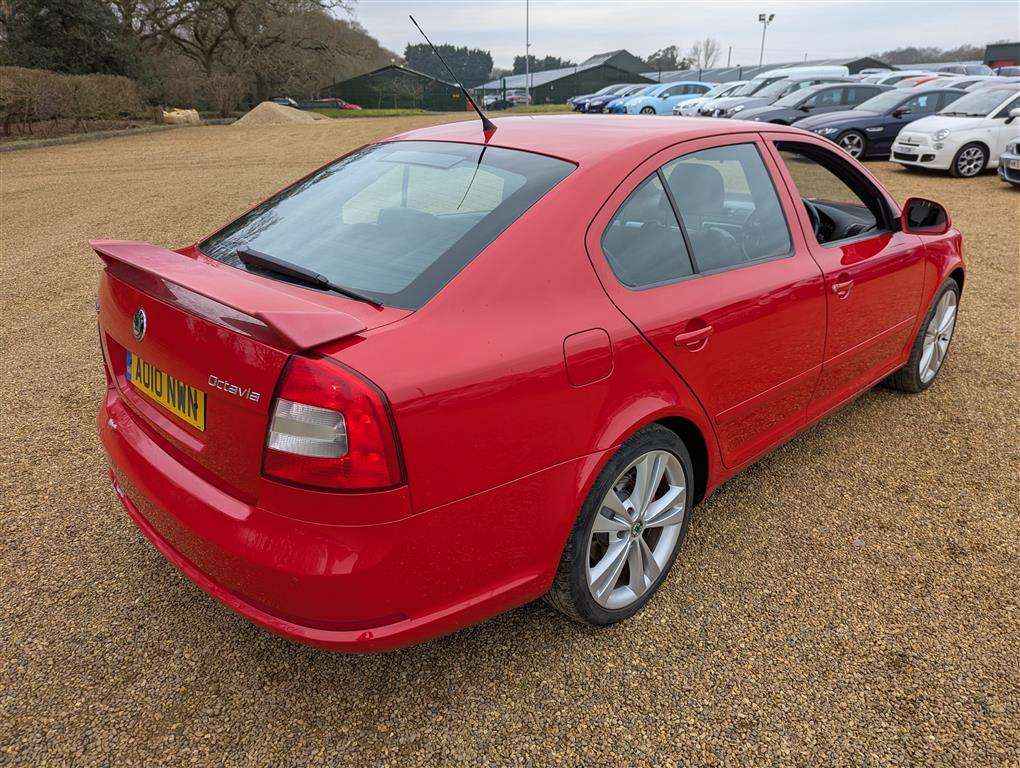 <p>2010 SKODA OCTAVIA VRS TDI CR</p>
