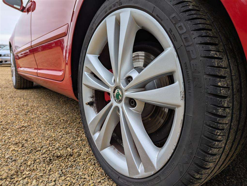<p>2010 SKODA OCTAVIA VRS TDI CR</p>