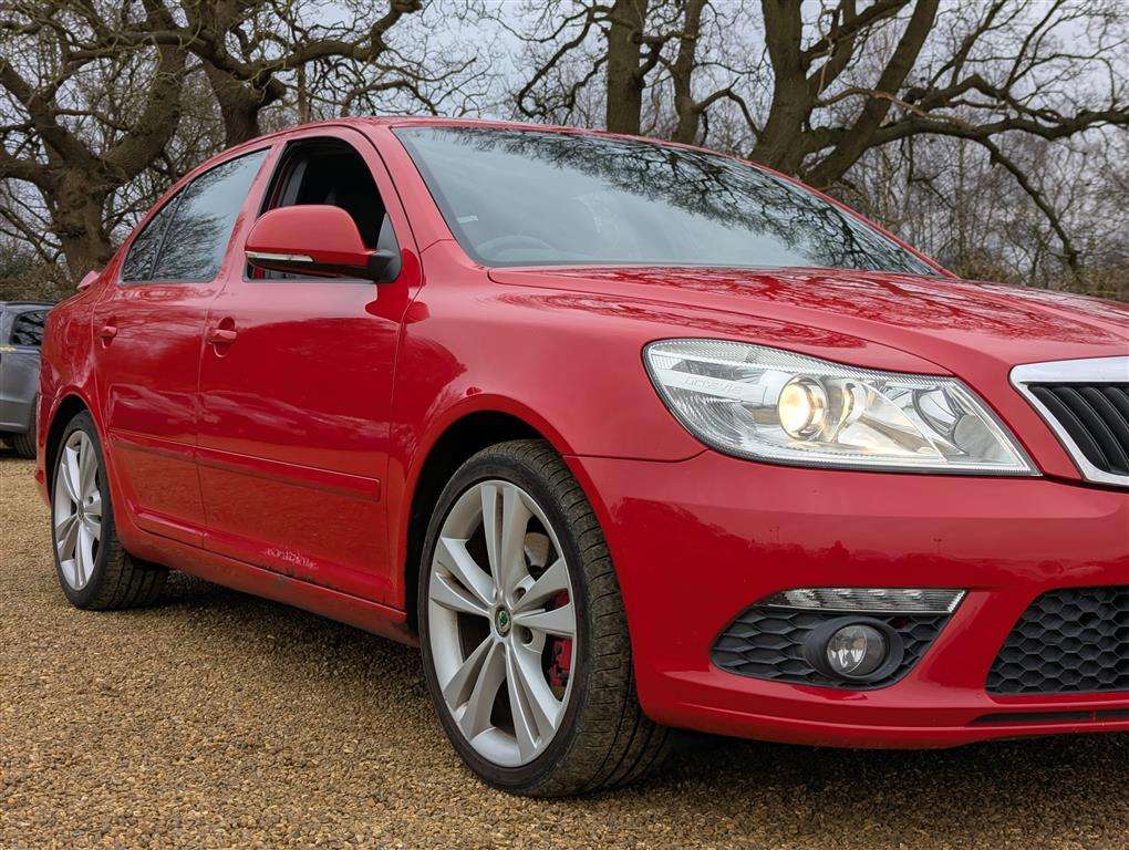 <p>2010 SKODA OCTAVIA VRS TDI CR</p>