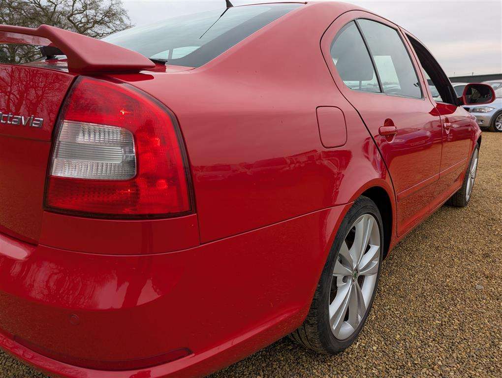 <p>2010 SKODA OCTAVIA VRS TDI CR</p>