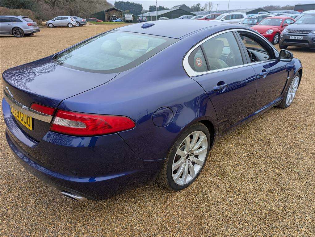 <p>2010 JAGUAR XF PREMIUM LUXURY V6 AUTO</p>