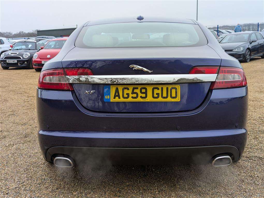 <p>2010 JAGUAR XF PREMIUM LUXURY V6 AUTO</p>