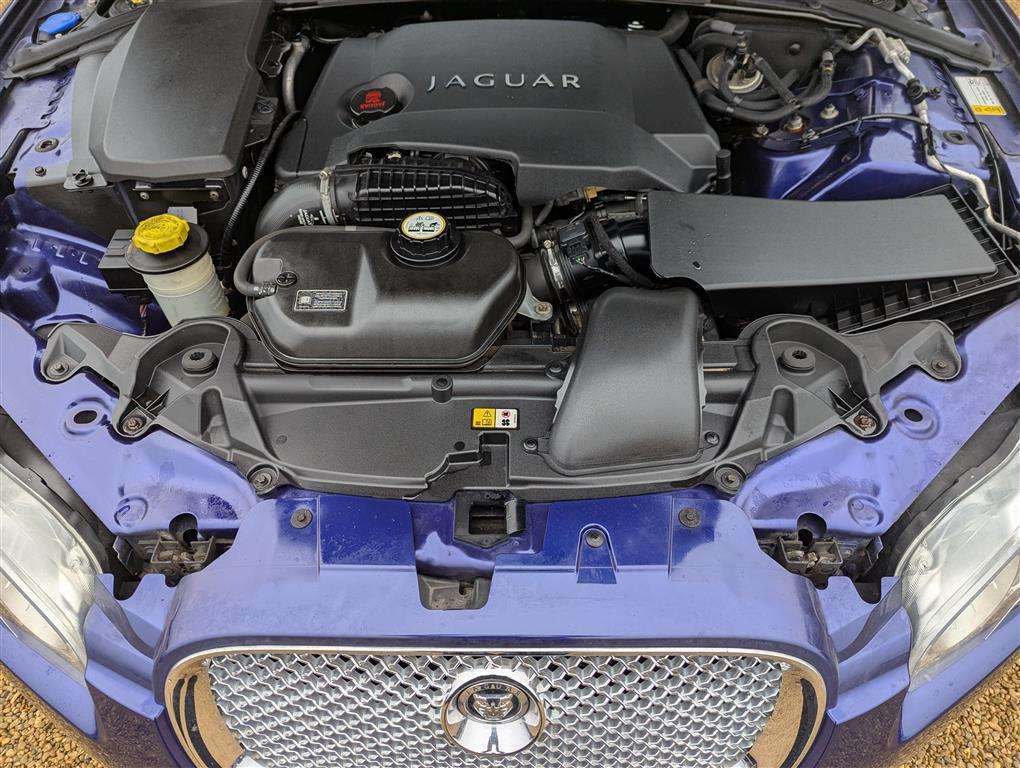 <p>2010 JAGUAR XF PREMIUM LUXURY V6 AUTO</p>