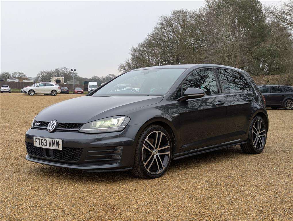 <p>2014 VOLKSWAGEN GOLF GTD</p>