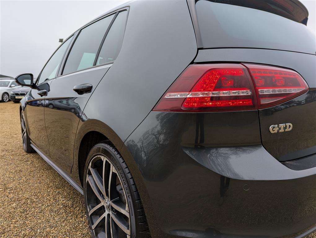 <p>2014 VOLKSWAGEN GOLF GTD</p>