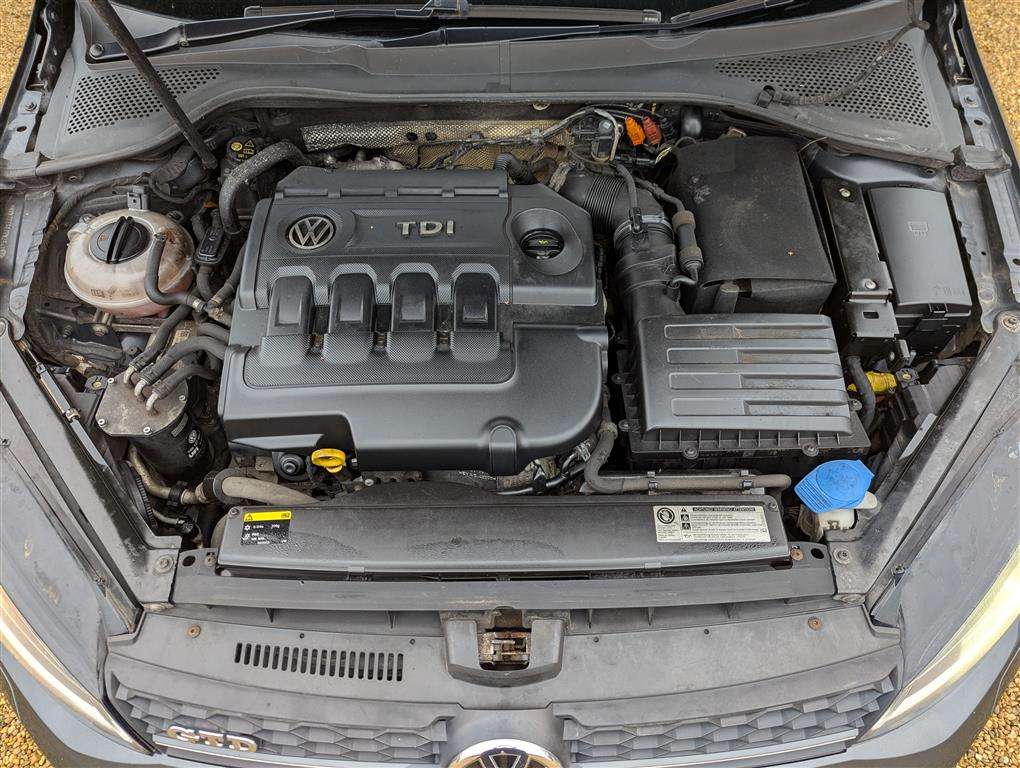 <p>2014 VOLKSWAGEN GOLF GTD</p>