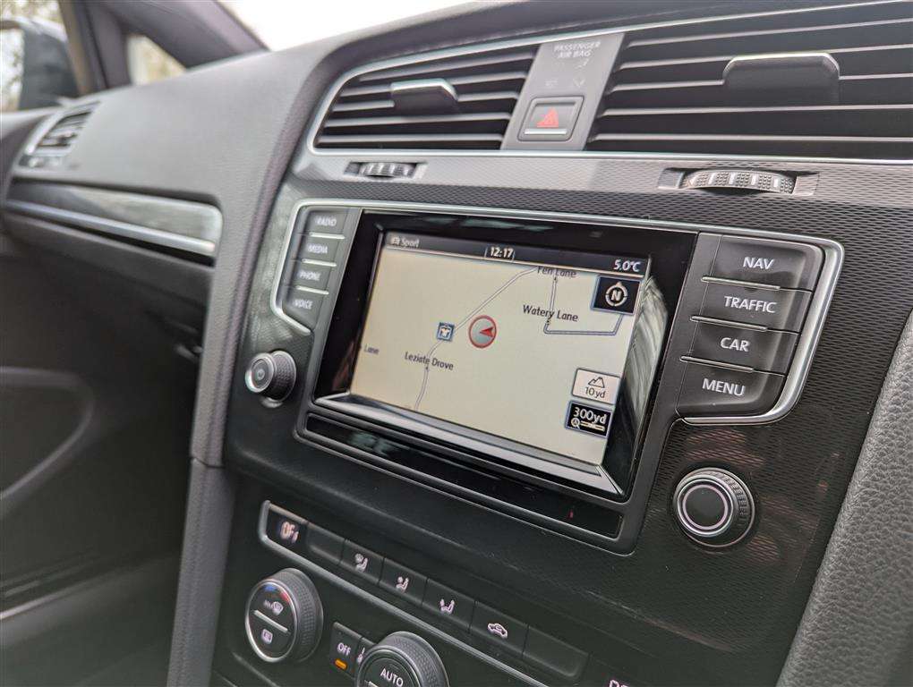 <p>2014 VOLKSWAGEN GOLF GTD</p>