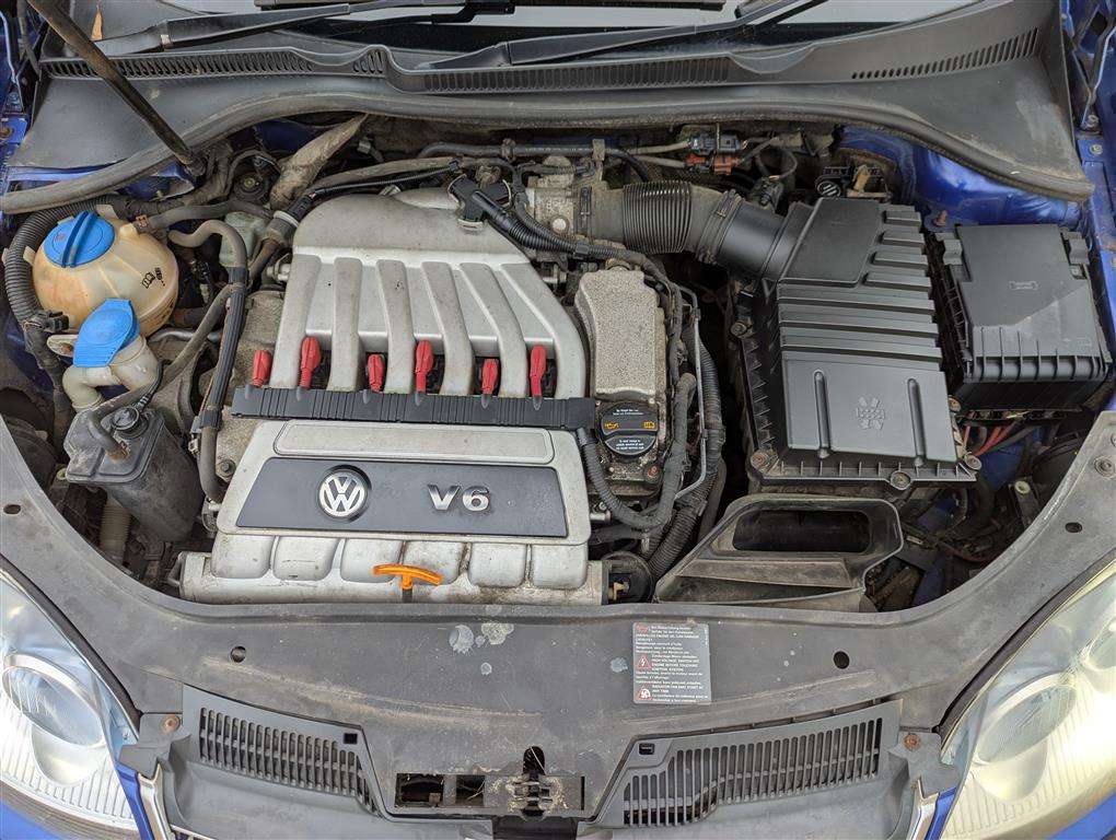 <p>2008 VOLKSWAGEN GOLF R32</p>