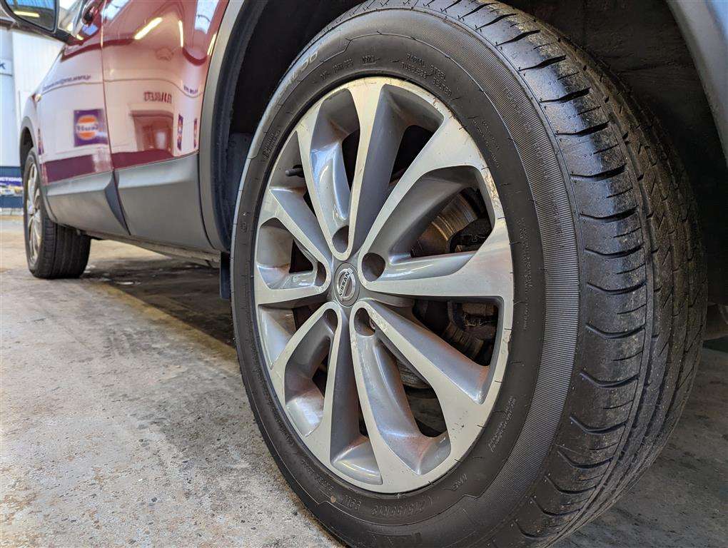 <p>2012 NISSAN QASHQAI TEKNA IS DCI 4X4</p>
