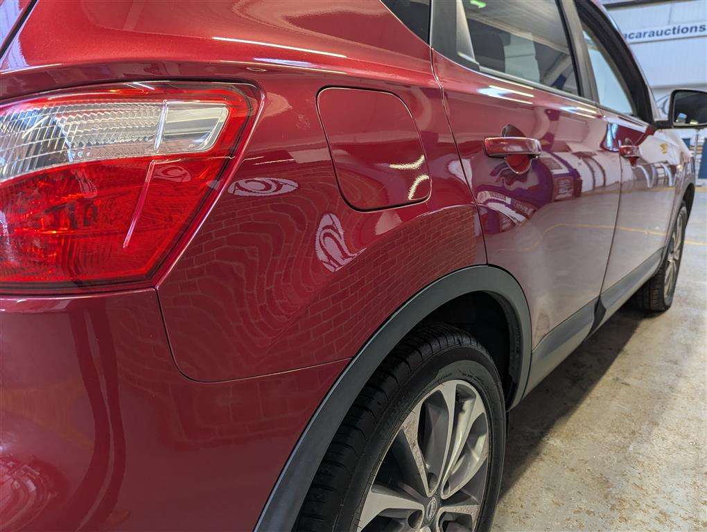 <p>2012 NISSAN QASHQAI TEKNA IS DCI 4X4</p>