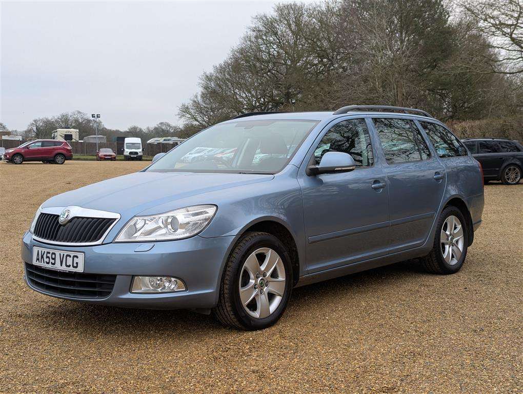 <p>2009 SKODA OCTAVIA ELEGANCE TDI</p>