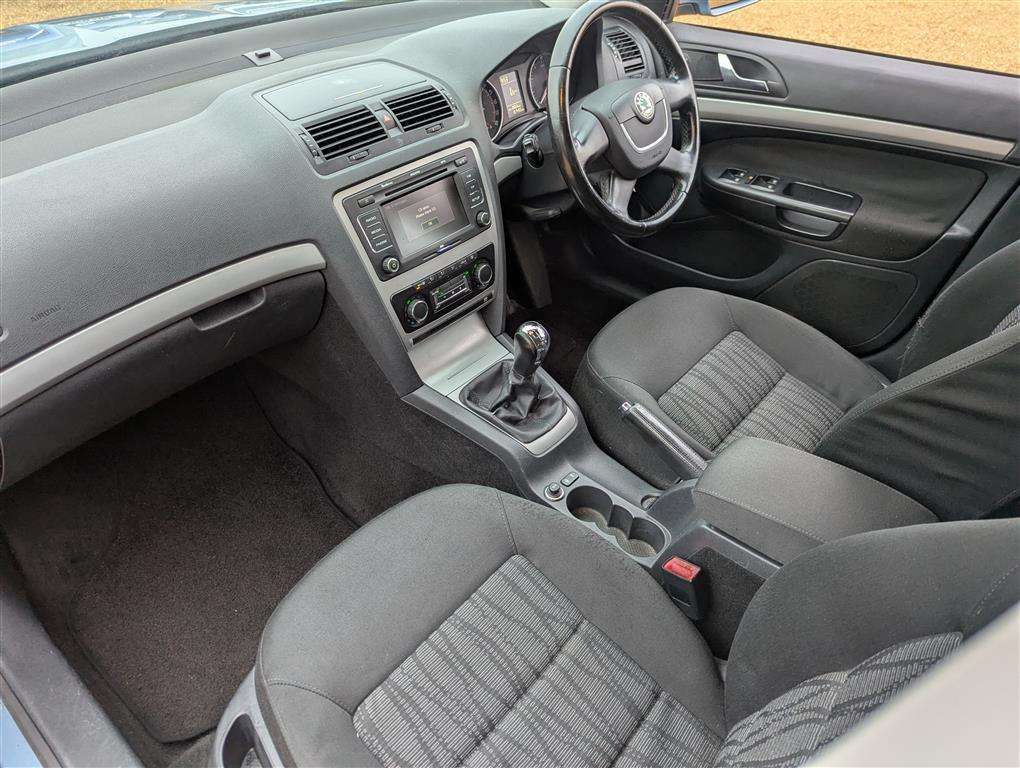 <p>2009 SKODA OCTAVIA ELEGANCE TDI</p>