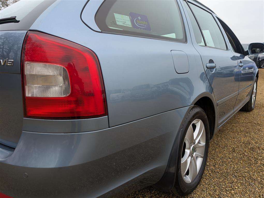 <p>2009 SKODA OCTAVIA ELEGANCE TDI</p>