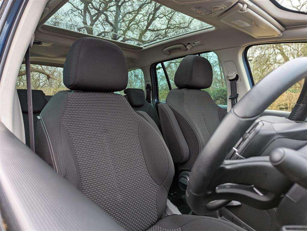 <p>2013 CITROEN C4 GRAND PICASSO PLATINUM</p>