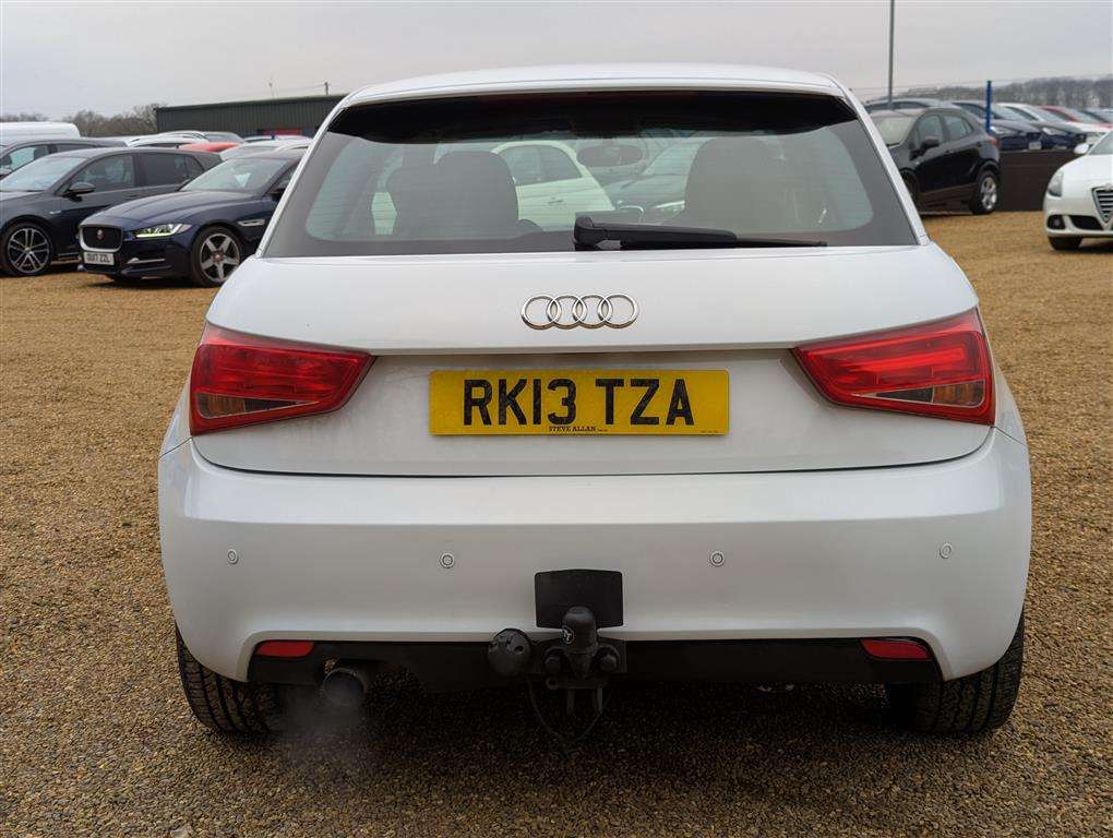 <p>2013 AUDI A1 SPORT TDI</p>