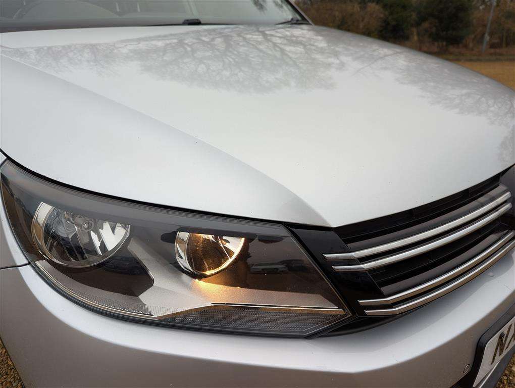 <p>2015 VOLKSWAGEN TIGUAN MATCH TDI BMT 4MOT</p>