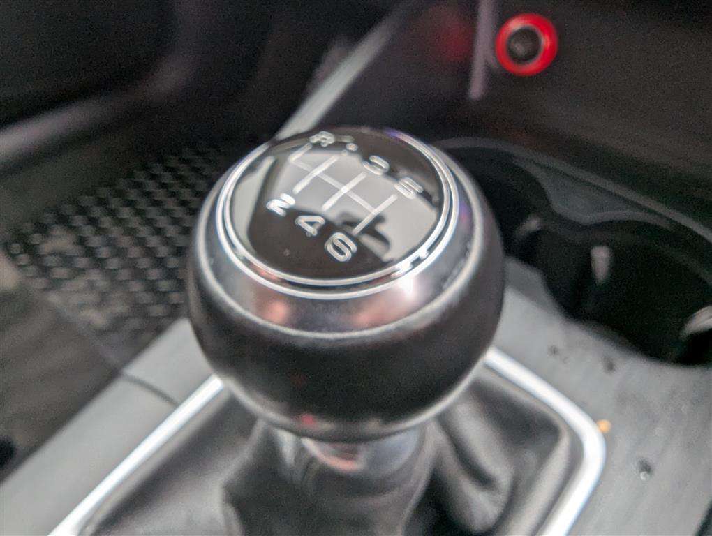 <p>2015 AUDI A3 SPORT TFSI</p>