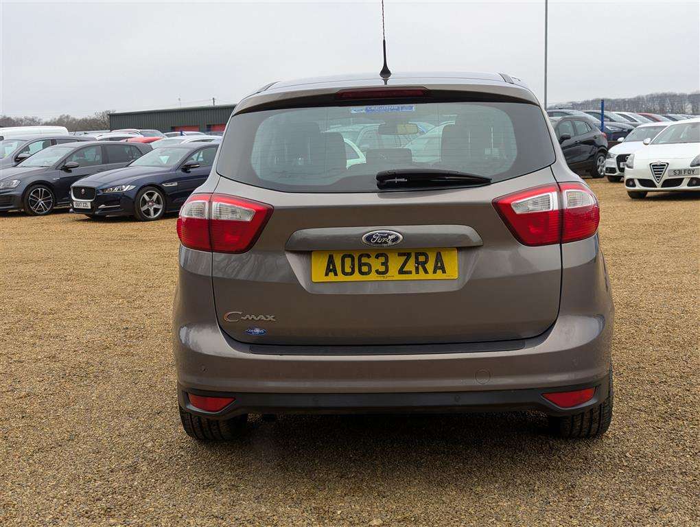 <p>2013 FORD C-MAX TITANIUM TDCI</p>