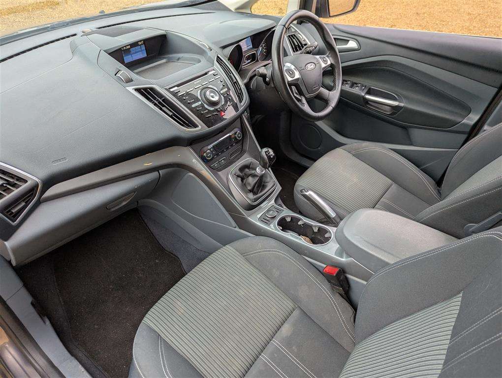 <p>2013 FORD C-MAX TITANIUM TDCI</p>