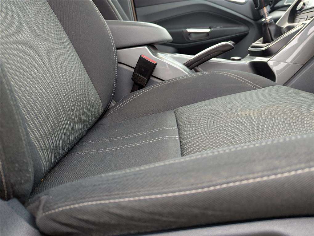 <p>2013 FORD C-MAX TITANIUM TDCI</p>