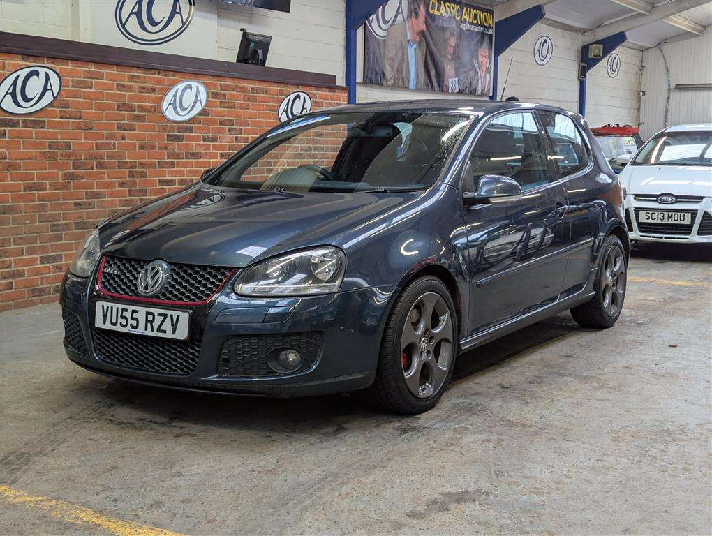 <p>2005 VOLKSWAGEN GOLF GTI</p>