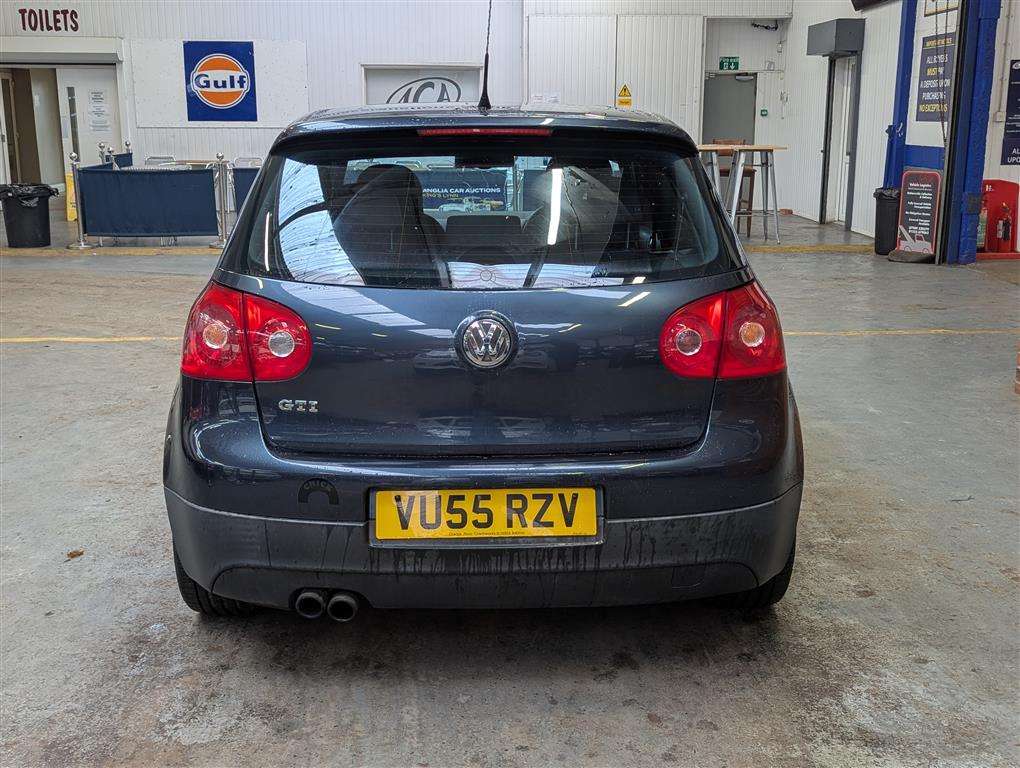 <p>2005 VOLKSWAGEN GOLF GTI</p>
