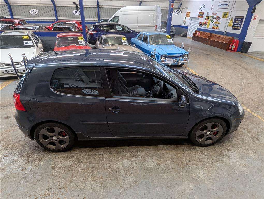 <p>2005 VOLKSWAGEN GOLF GTI</p>