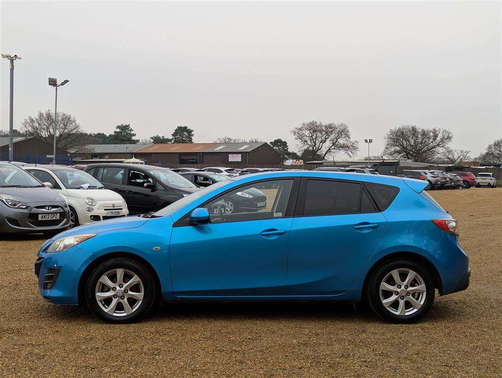 <p>2011 MAZDA 3 TS2 D</p>