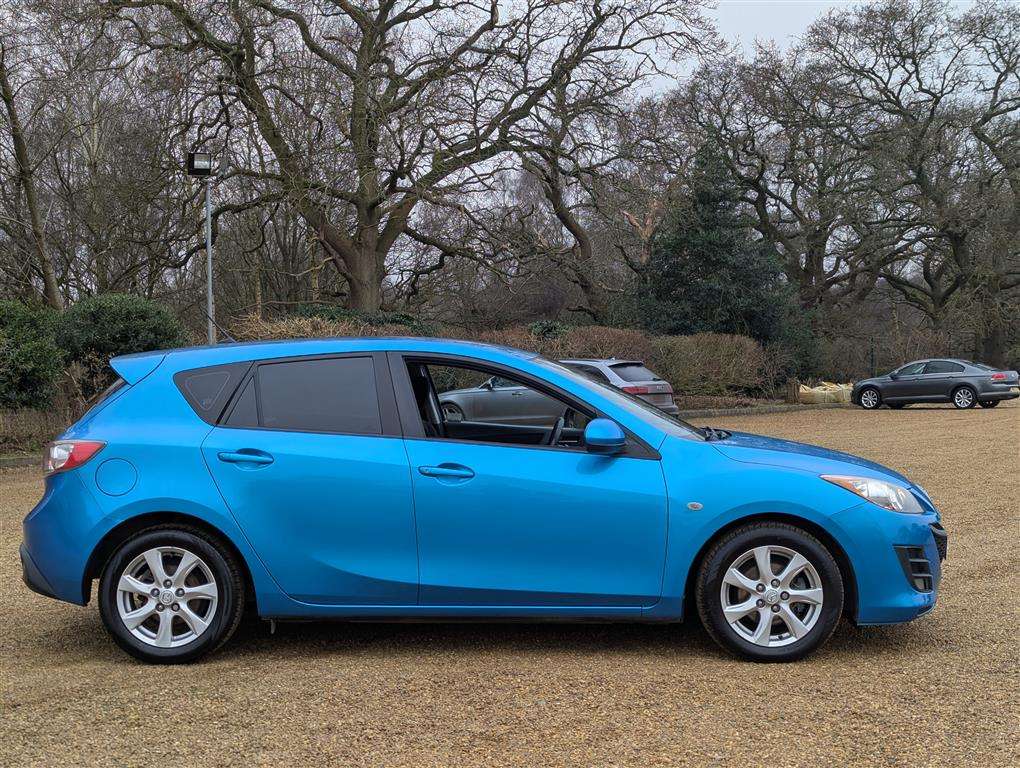 <p>2011 MAZDA 3 TS2 D</p>
