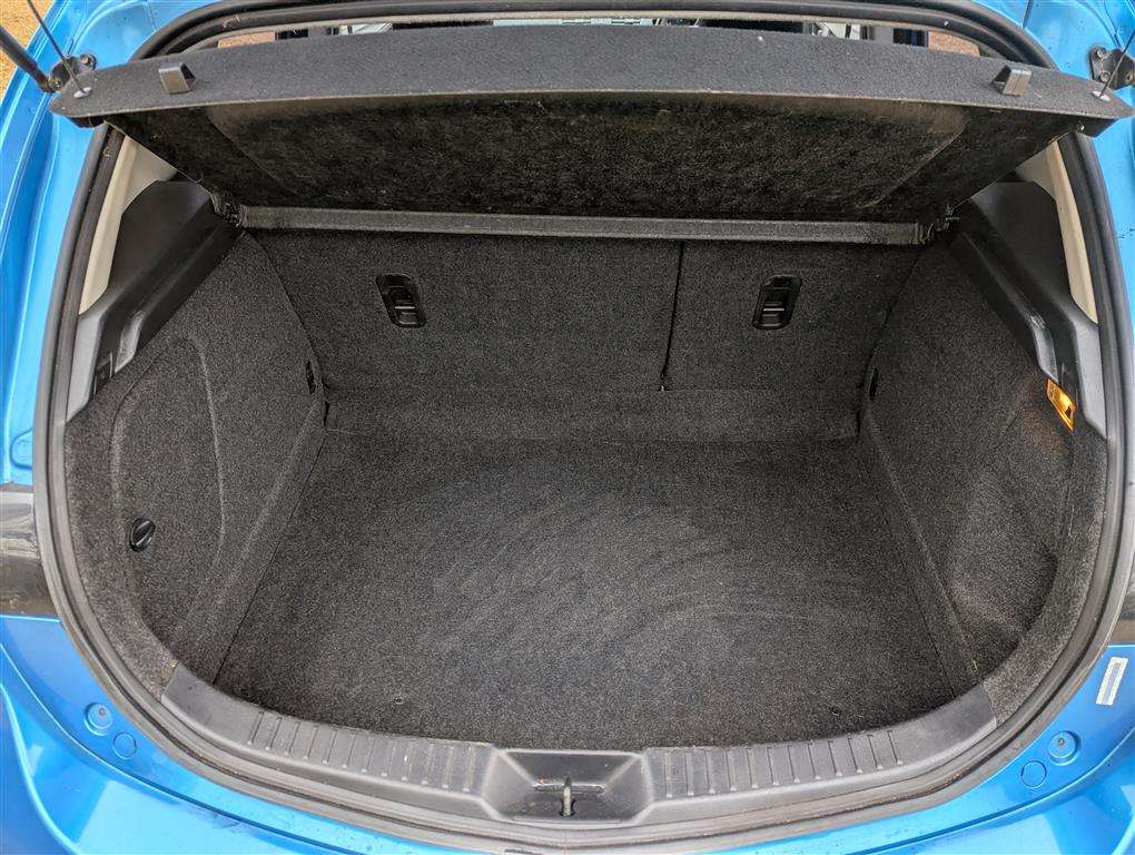 <p>2011 MAZDA 3 TS2 D</p>