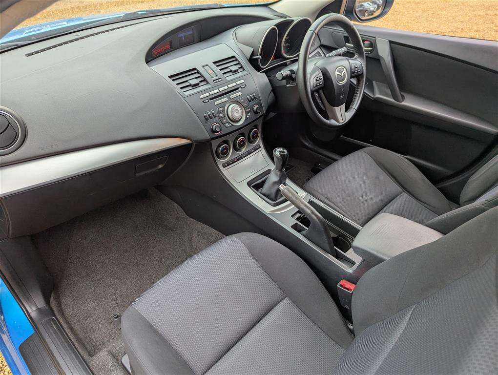 <p>2011 MAZDA 3 TS2 D</p>