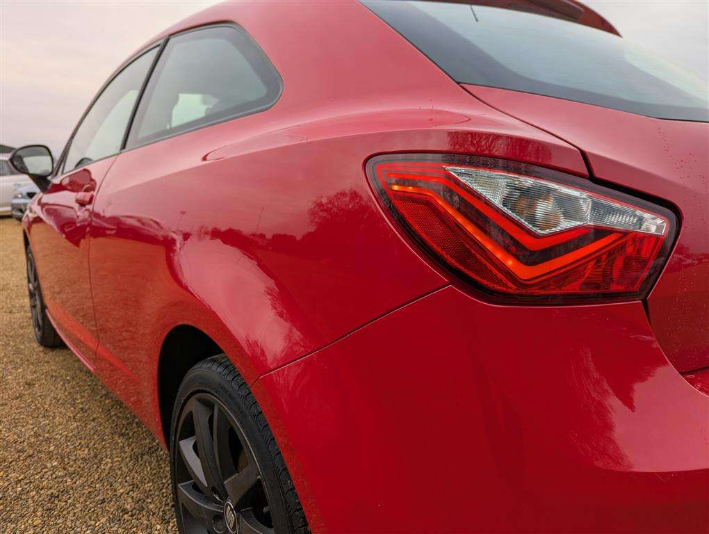 <p>2014 SEAT IBIZA FR TSI</p>