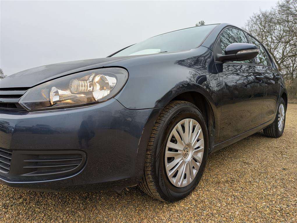 <p>2011 VOLKSWAGEN GOLF S TSI</p>